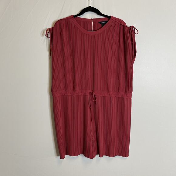 NEW Club Monaco Rose Pink Viga Pleated Tie Waist Romper Size 12 - Picture 3 of 9